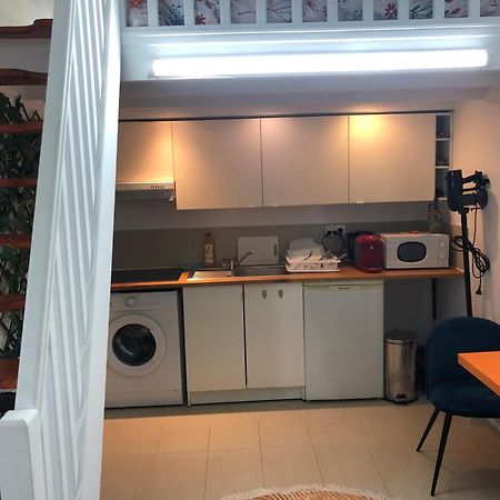 Appartamento Studyo Cosy 400 Metre Sacre Ceour Parigi Esterno foto