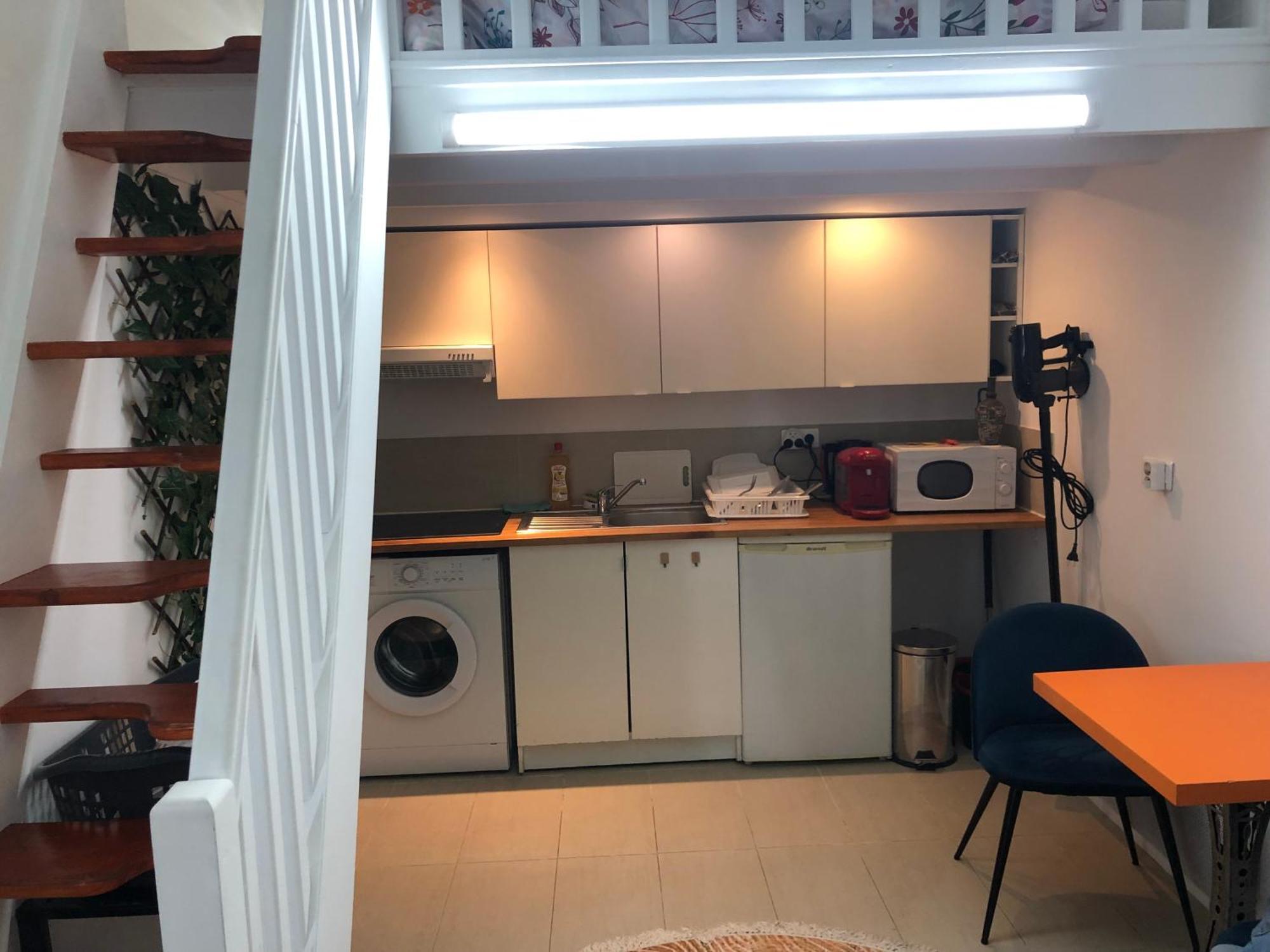Appartamento Studyo Cosy 400 Metre Sacre Ceour Parigi Esterno foto